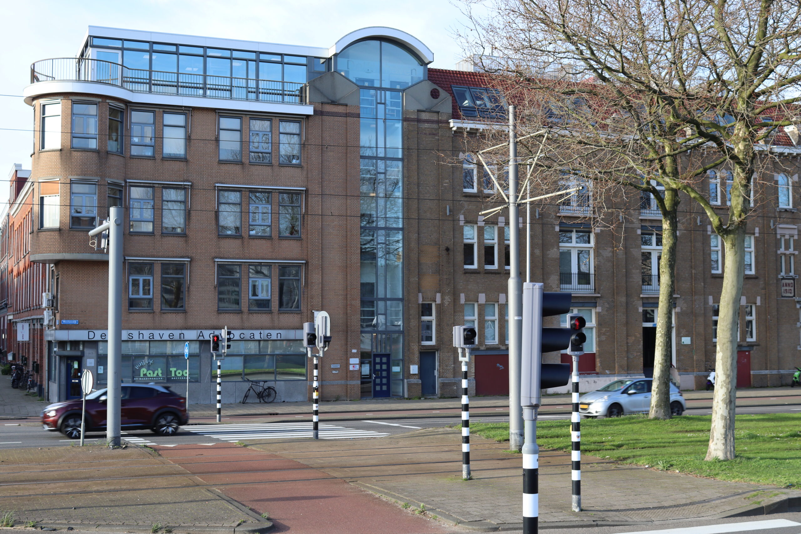 Kantoor op de 1e verdieping in Delfshaven